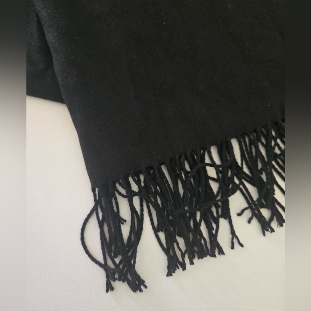Cashmere Black Shawl - Picture 3 of 4
